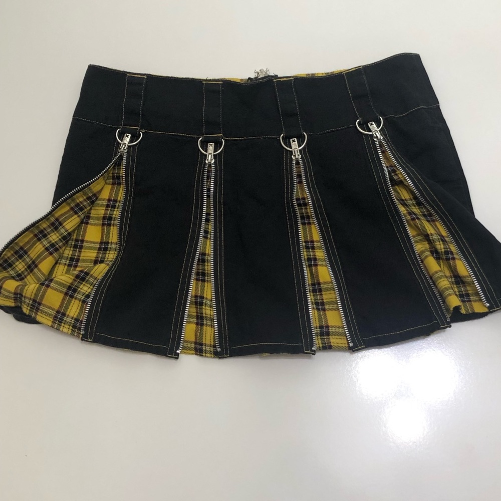 Tripp NYC Pleated Zipper Yellow Plaid Punk Skirt